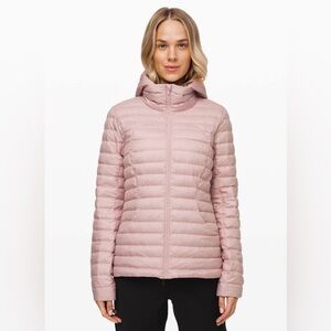 Lululemon Pack It Down Jacket, Size 6